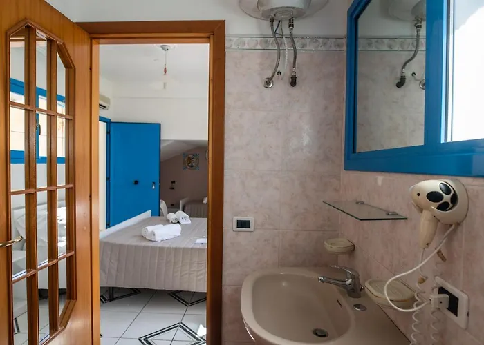 Ξενοδοχείο με διαμερίσματα Ada Giardini Naxos