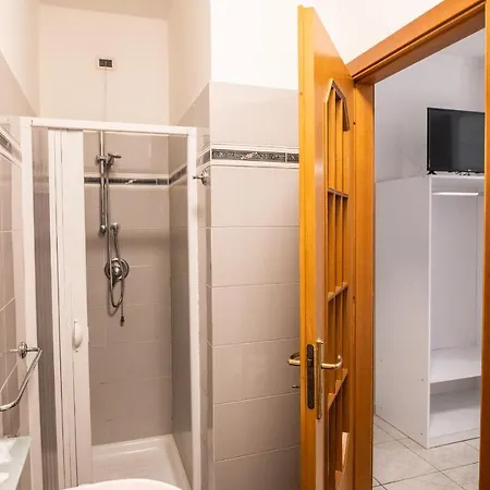 Ada جيارديني ناكسوس