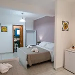 Ada Lägenhetshotell Giardini Naxos